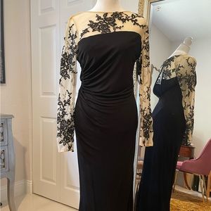 David Meister Gown size 4 NWT
